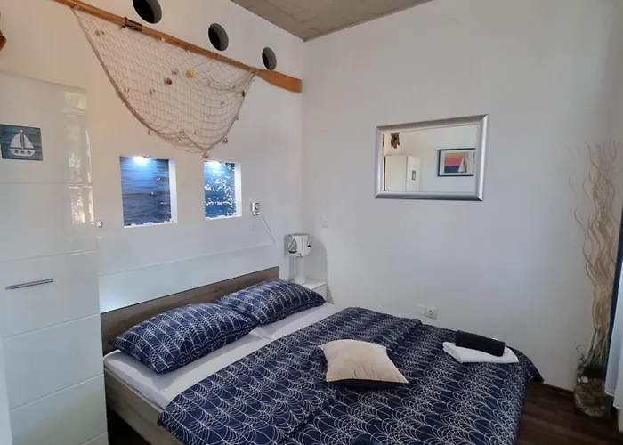 Subcastrum Apartman Póla